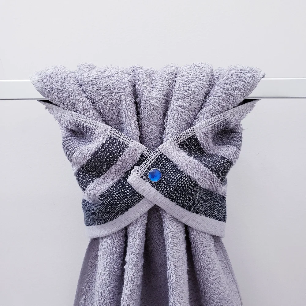 💙3 LEFT💙#0970-C ●NEW Gray Hang'N'Snap Hand Towel 🤍BLUE JEWEL SNAP